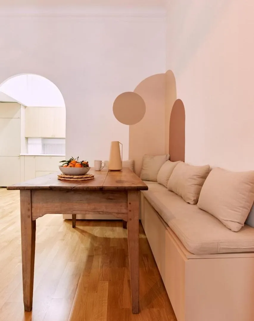 Appartement Refait A Neuf Entre Plage Et Vieux Port Marseilles