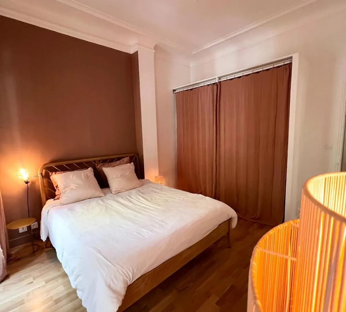 Appartement Refait A Neuf Entre Plage Et Vieux Port Marseilles