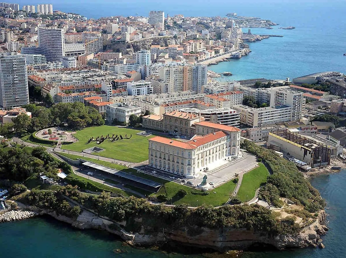 Appartement Refait A Neuf Entre Plage Et Vieux Port Marseilles Frankrijk