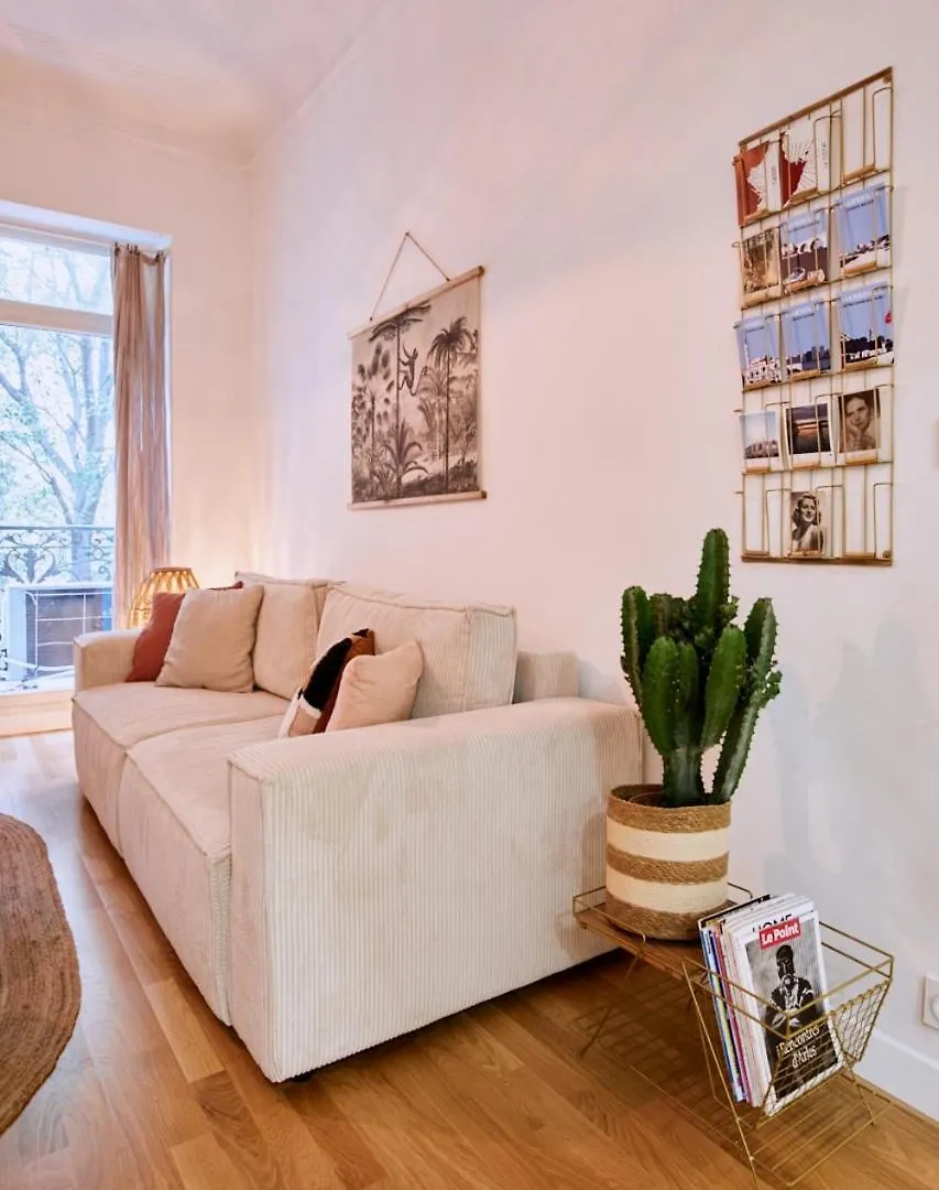 Appartement Refait A Neuf Entre Plage Et Vieux Port Marseilles