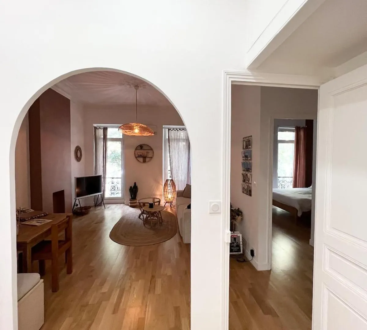 Appartement Refait A Neuf Entre Plage Et Vieux Port Marseilles